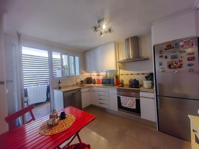 4 slaapkamer Halfvrijstaande villa te koop in Teulada Pueblo, Teulada-Moraira met zwembad garage - € 460.000 (Ref: 9367026)