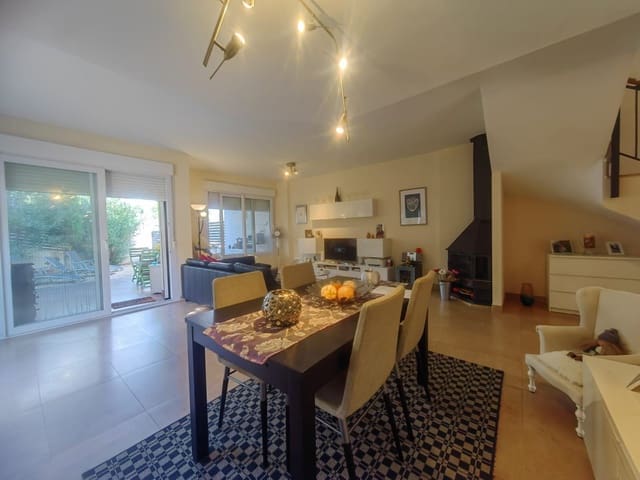 4 slaapkamer Halfvrijstaande villa te koop in Teulada Pueblo, Teulada-Moraira met zwembad garage - € 460.000 (Ref: 9367026)