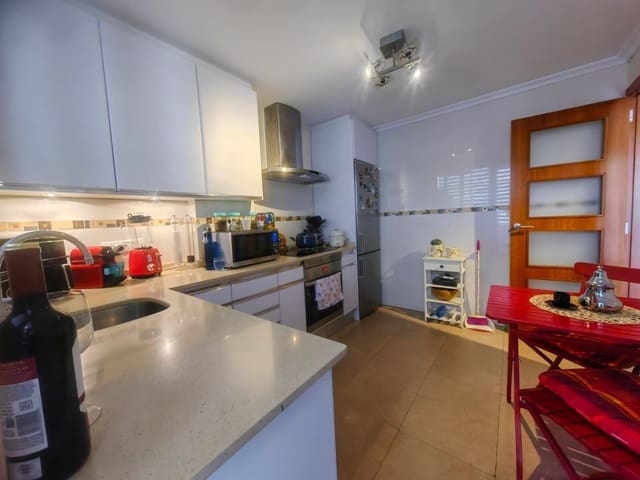 4 slaapkamer Halfvrijstaande villa te koop in Teulada Pueblo, Teulada-Moraira met zwembad garage - € 460.000 (Ref: 9367026)