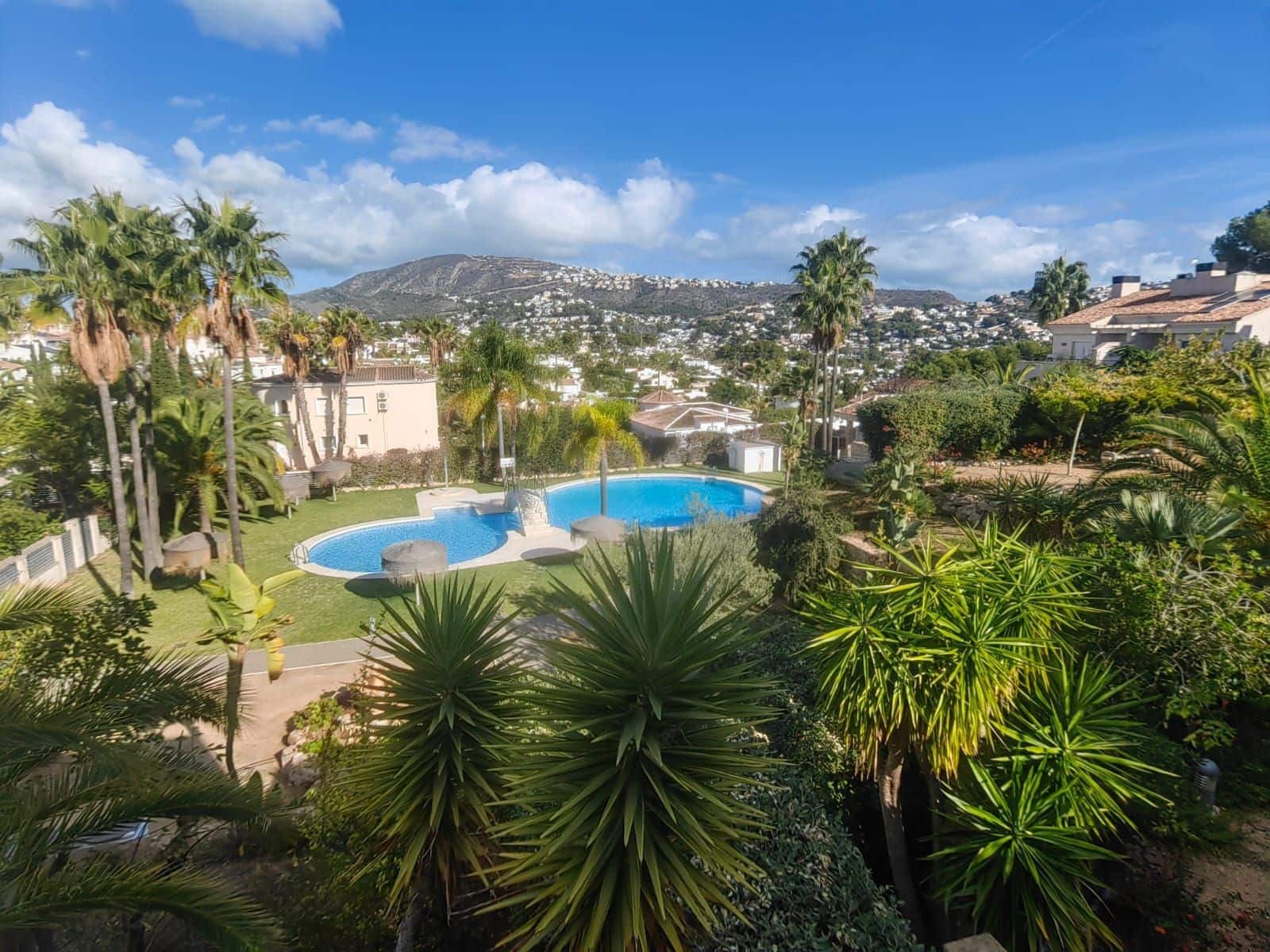 4 sovrum Semi-fristående Villa till salu i Teulada med pool garage - 460 000 € (Ref: 9367026)