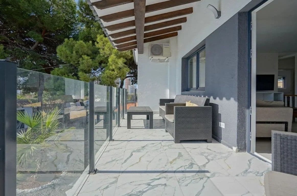 5 Zimmer Villa zu verkaufen in Calpe / Calp mit Pool Garage - 749.000 € (Ref: 9367027)