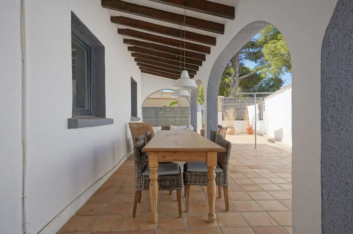 5 Zimmer Villa zu verkaufen in Calpe / Calp mit Pool Garage - 749.000 € (Ref: 9367027)