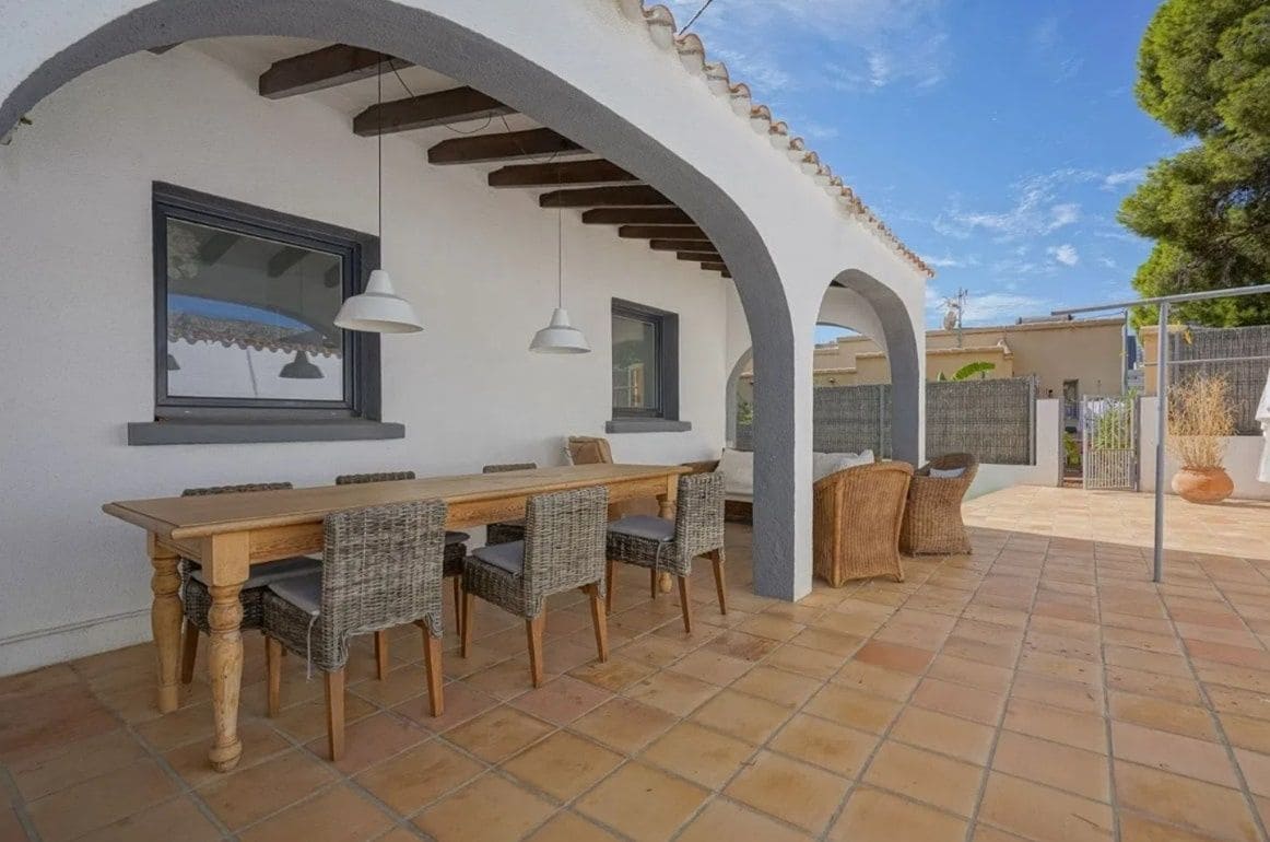 5 Zimmer Villa zu verkaufen in Calpe / Calp mit Pool Garage - 749.000 € (Ref: 9367027)