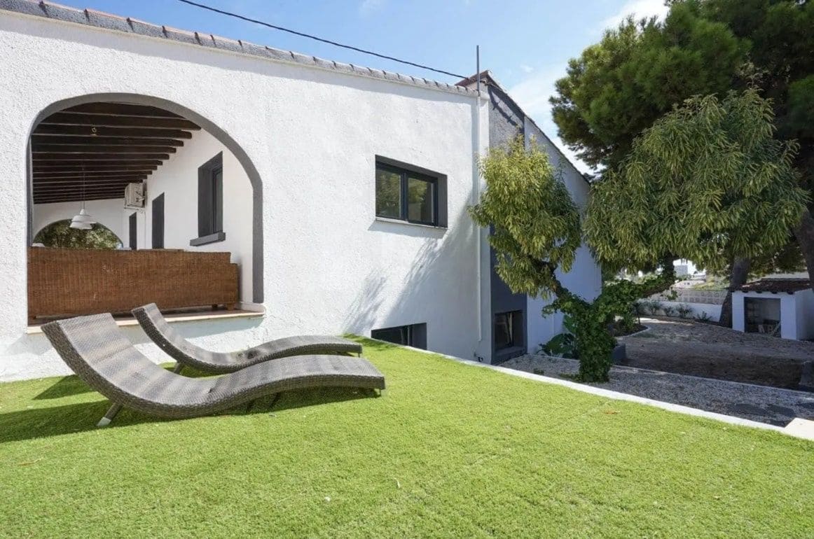 5 Zimmer Villa zu verkaufen in Calpe / Calp mit Pool Garage - 749.000 € (Ref: 9367027)