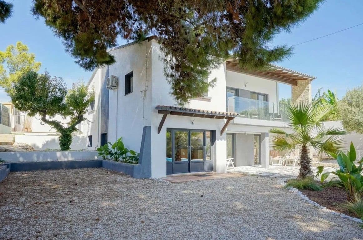 5 Zimmer Villa zu verkaufen in Calpe / Calp mit Pool Garage - 749.000 € (Ref: 9367027)