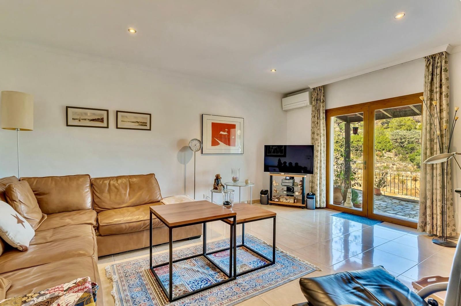 10 makuuhuone Huvila myytävänä paikassa Benissa mukana uima-altaan 
autotalli - 895 000 € (Ref: 9371812)