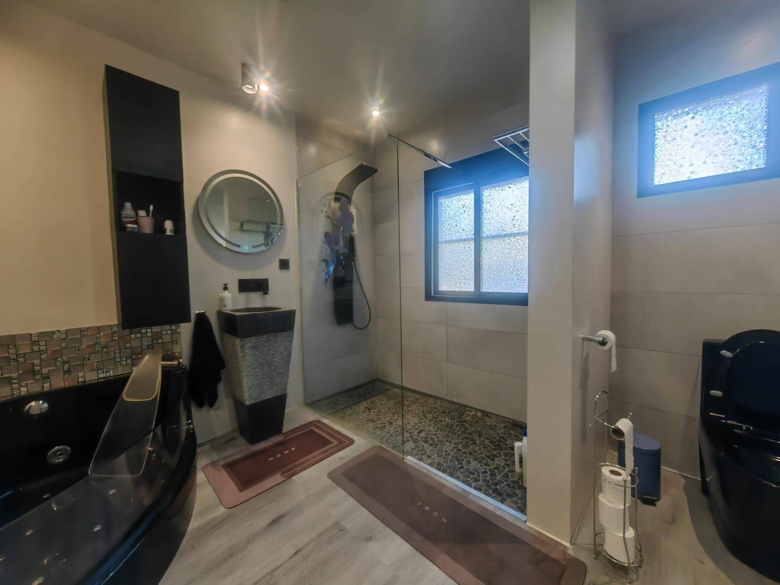 5 soverom Villa til salgs i Calpe / Calp med svømmebasseng garasje - € 795 000 (Ref: 9371813)