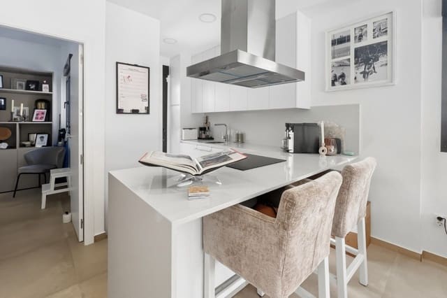 3 bedroom Villa for sale in Polop with pool garage - € 379,000 (Ref: 9400511)