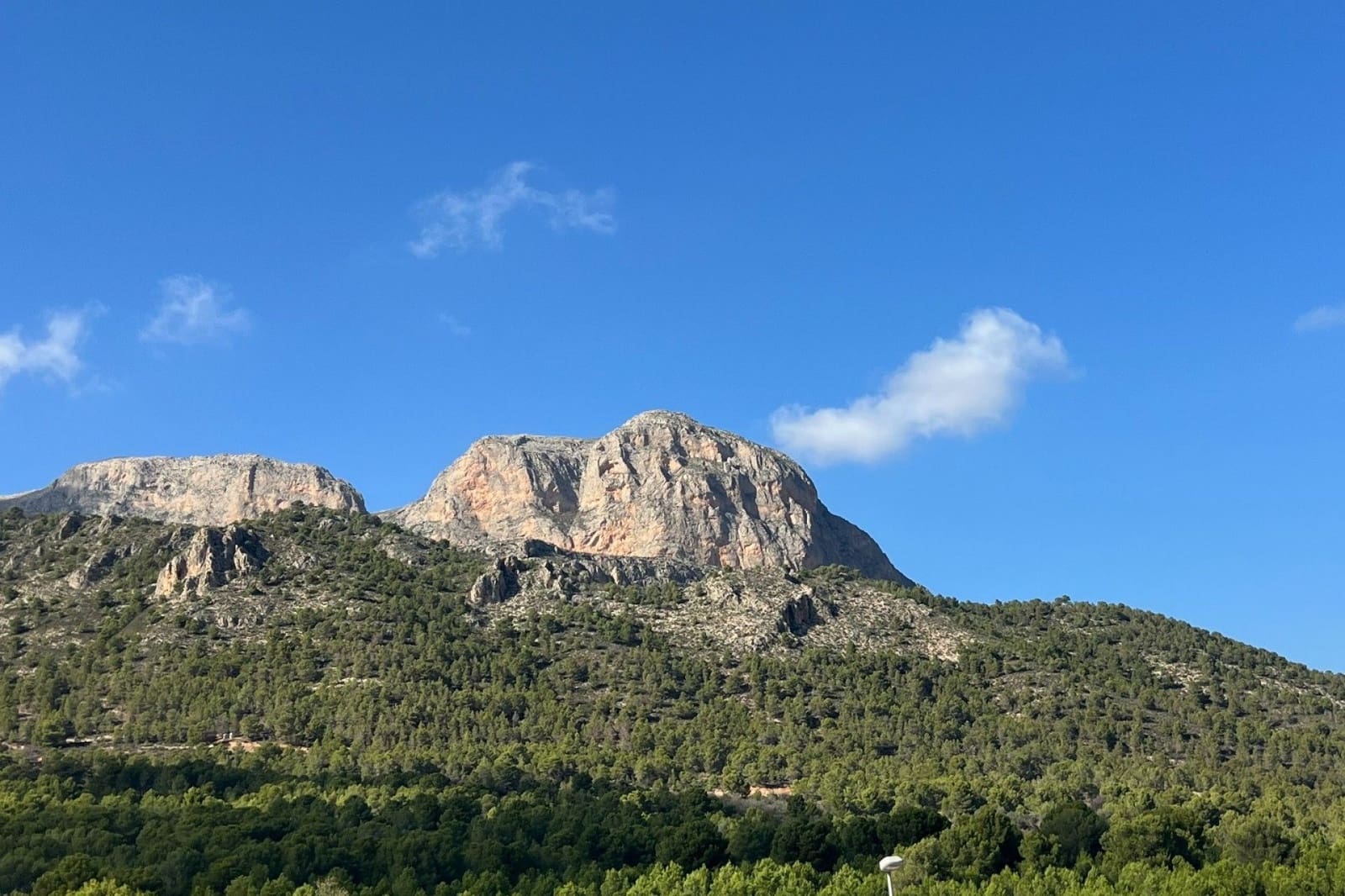 3 bedroom Villa for sale in Polop with pool garage - € 379,000 (Ref: 9400511)