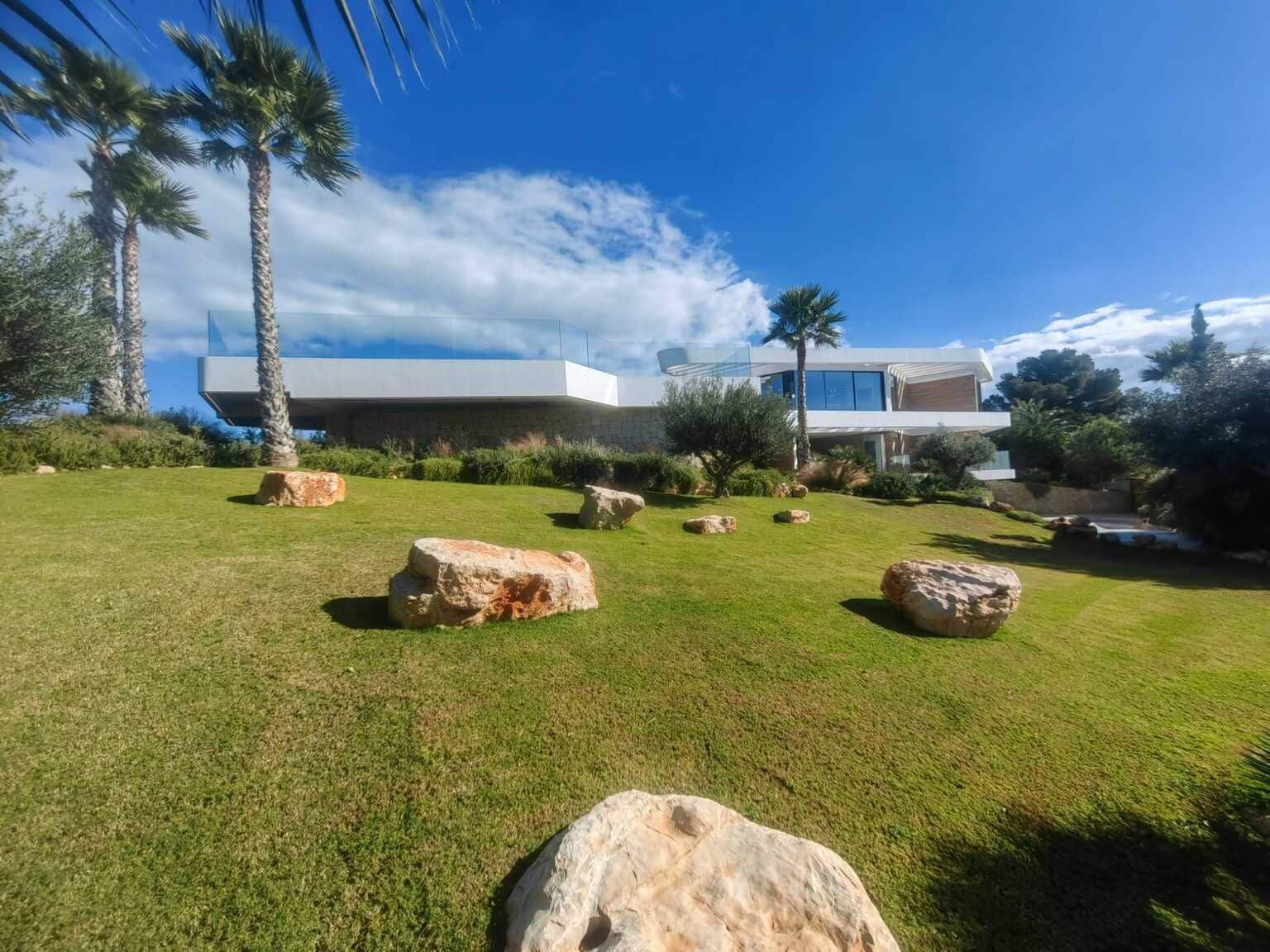 4 bedroom Villa for sale in Javea / Xabia with pool garage - € 4,125,000 (Ref: 9400512)