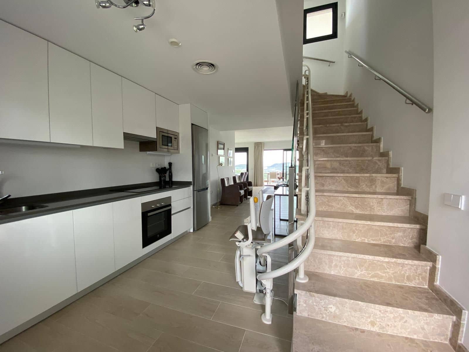 Apartamento de 2 habitaciones en Finestrat en venta con piscina garaje - 425.000 € (Ref: 9403191)