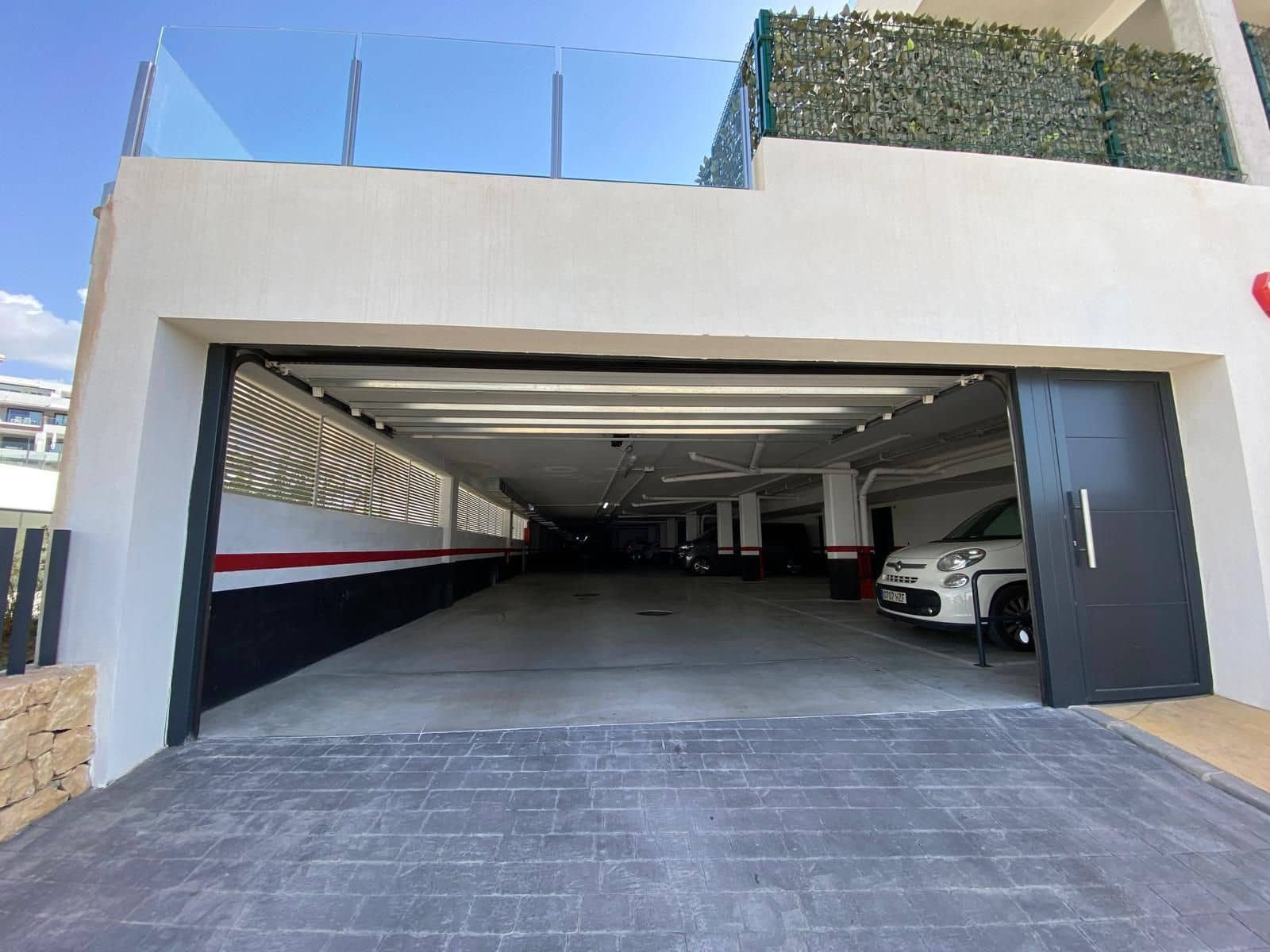 Apartamento de 2 habitaciones en Finestrat en venta con piscina garaje - 425.000 € (Ref: 9403191)