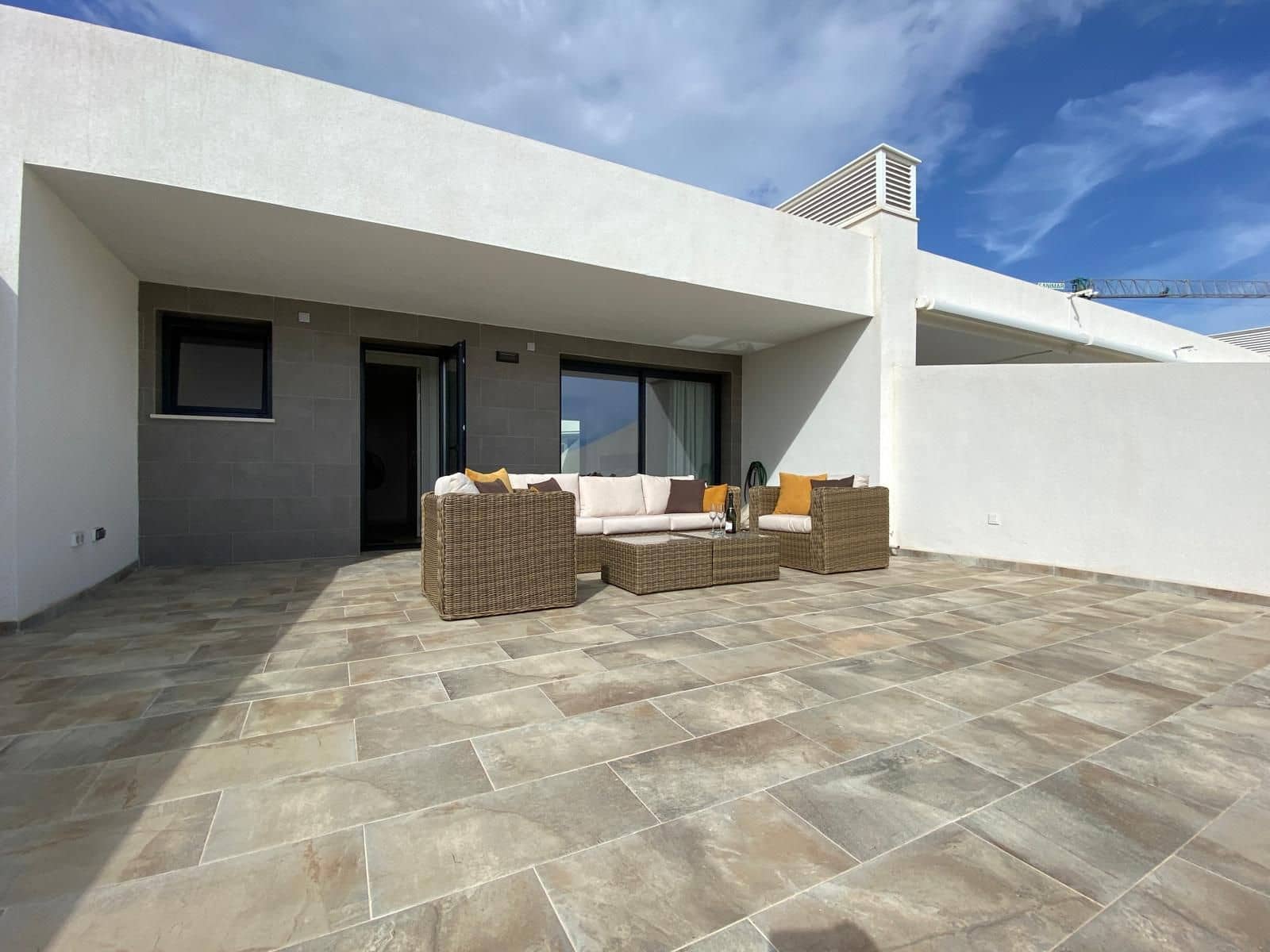 Apartamento de 2 habitaciones en Finestrat en venta con piscina garaje - 425.000 € (Ref: 9403191)