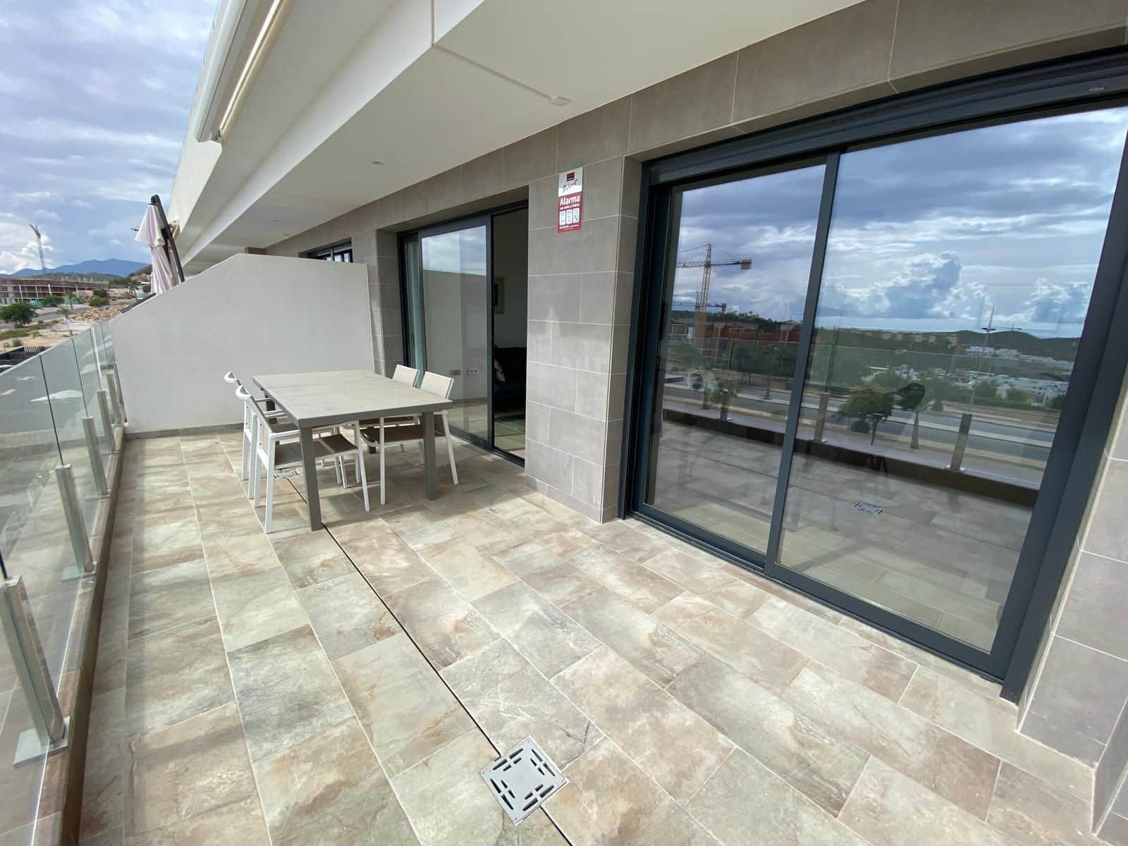 Apartamento de 2 habitaciones en Finestrat en venta con piscina garaje - 425.000 € (Ref: 9403191)