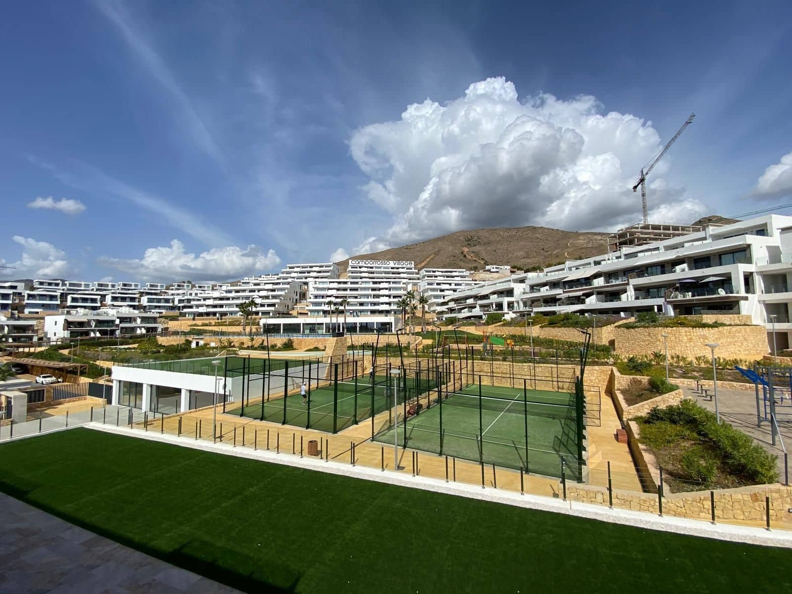 Apartamento de 2 habitaciones en Finestrat en venta con piscina garaje - 425.000 € (Ref: 9403191)