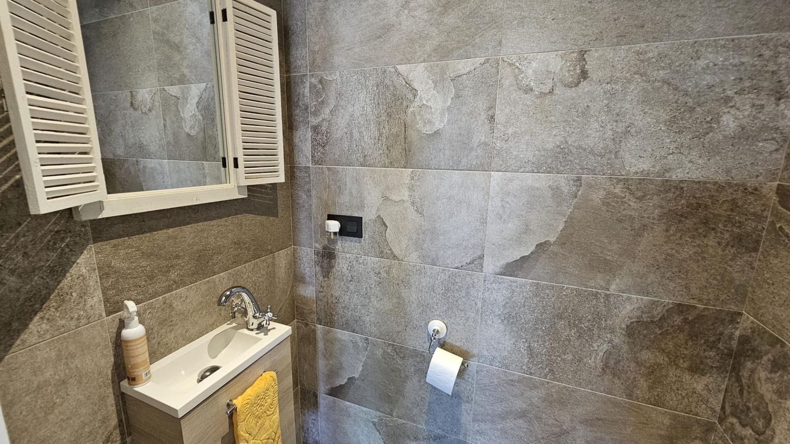 2 makuuhuone Huvila myytävänä paikassa Finestrat mukana uima-altaan 
autotalli - 675 000 € (Ref: 9410669)