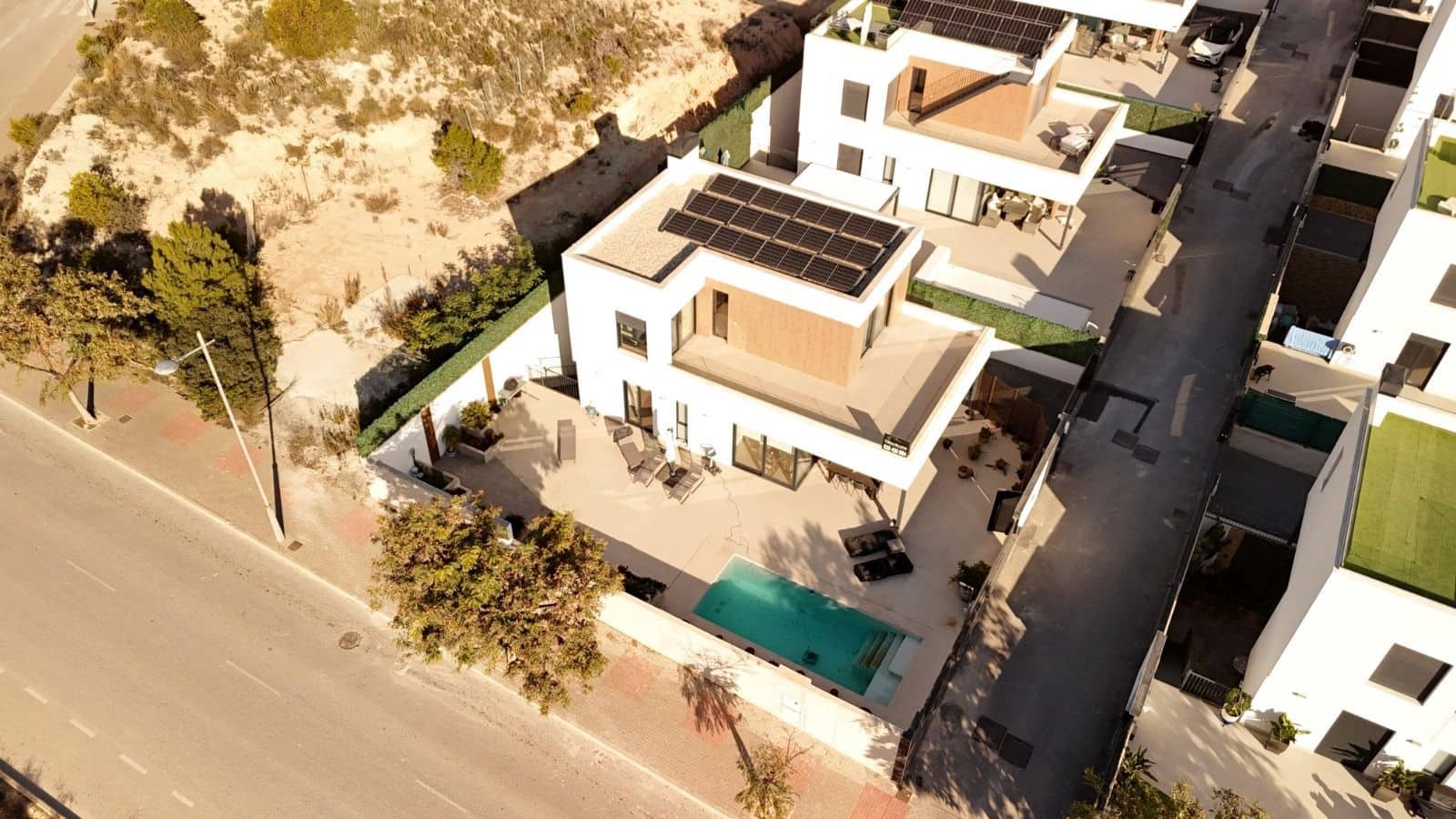 4 bedroom Villa for sale in Finestrat with pool garage - € 750,000 (Ref: 9413742)