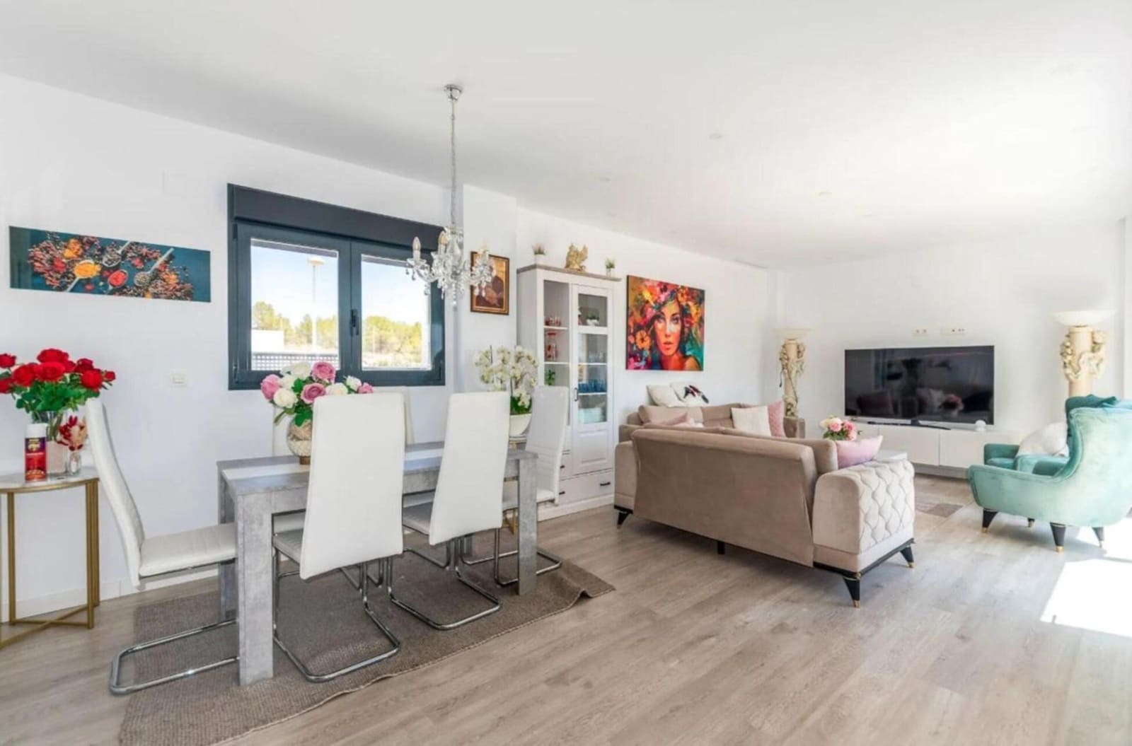 3 makuuhuone Huvila vuokrattavana paikassa Alfaz del Pi / L'Alfas del Pi mukana uima-altaan 
autotalli - 2 800 € (Ref: 9422037)