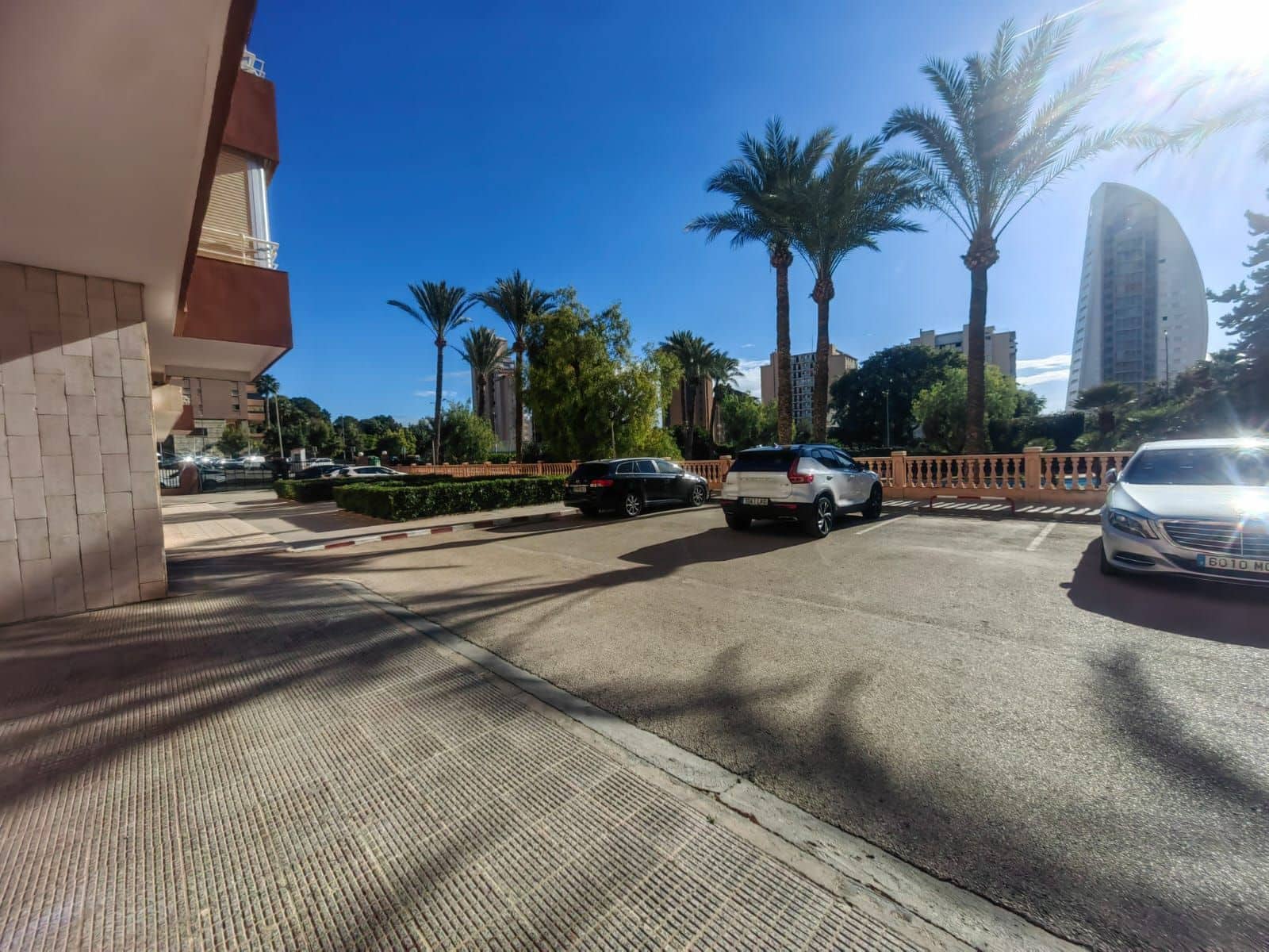 3 sypialnia Apartament na sprzedaż w Benidorm z basenem garażem - 485 000 € (Ref: 9426936)