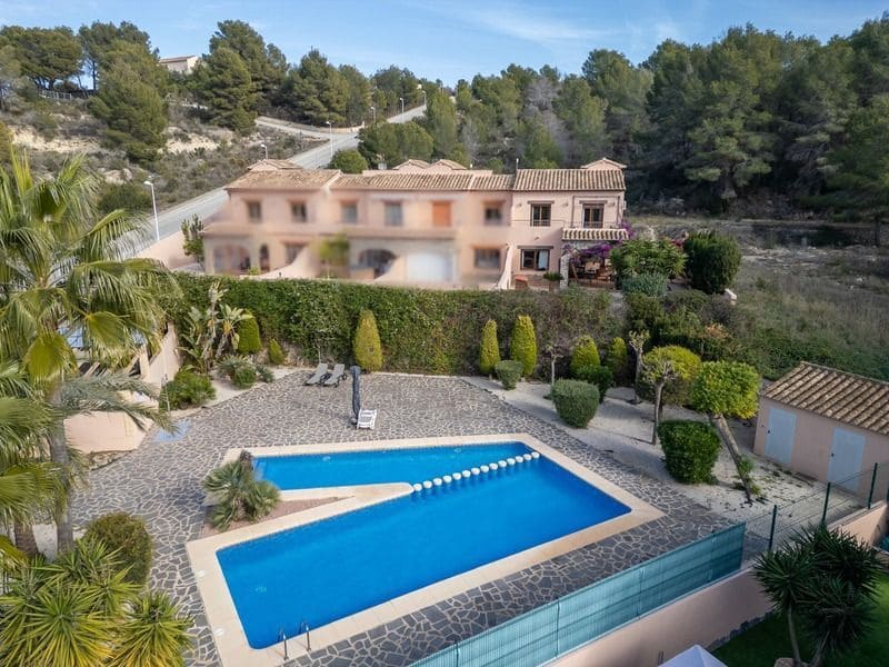 3 sovrum Villa till salu i Calpe / Calp med pool garage - 330 000 € (Ref: 9465442)