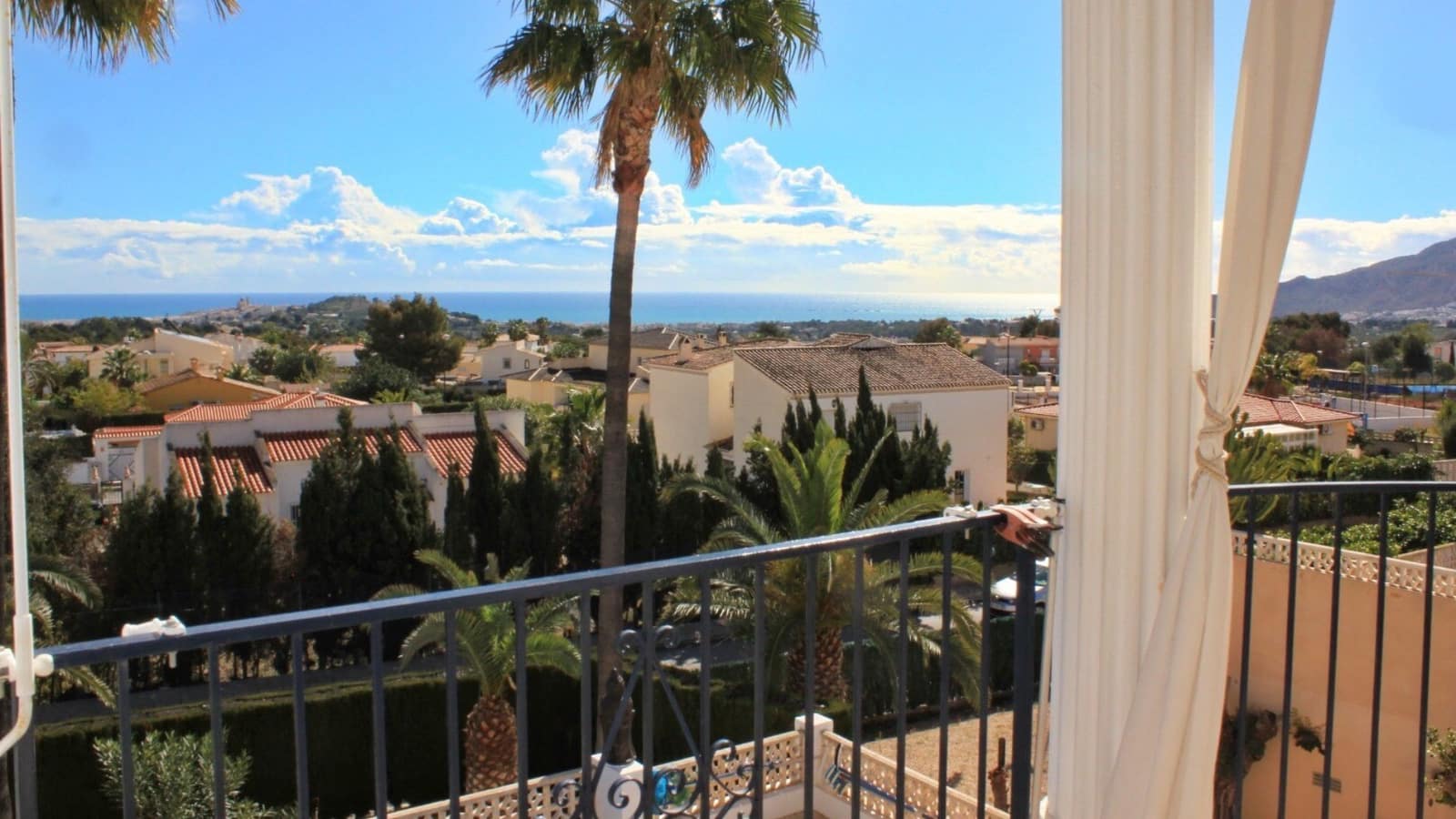 5 chambre Villa/Maison à vendre à La Nucia avec piscine garage - 595 000 € (Ref: 9508478)