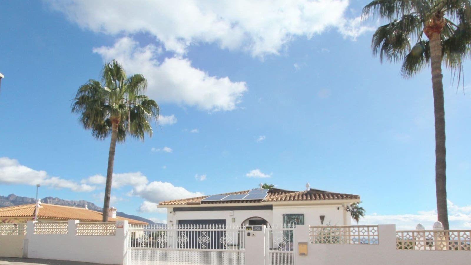 5 chambre Villa/Maison à vendre à La Nucia avec piscine garage - 595 000 € (Ref: 9508478)