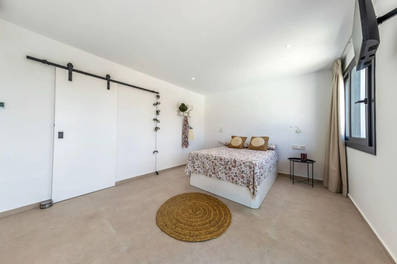 Chalet de 4 habitaciones en La Nucia en venta con piscina garaje - 1.175.000 € (Ref: 9540879)