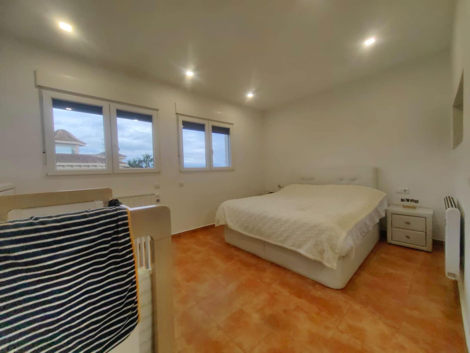 4 soveværelse Villa til salg i La Nucia med swimmingpool garage - € 599.000 (Ref: 9543127)