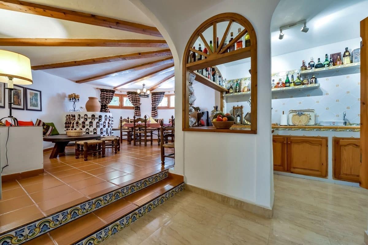 9 camera da letto Villa in vendita in Calpe / Calp con piscina garage - 1.700.000 € (Rif: 9574030)