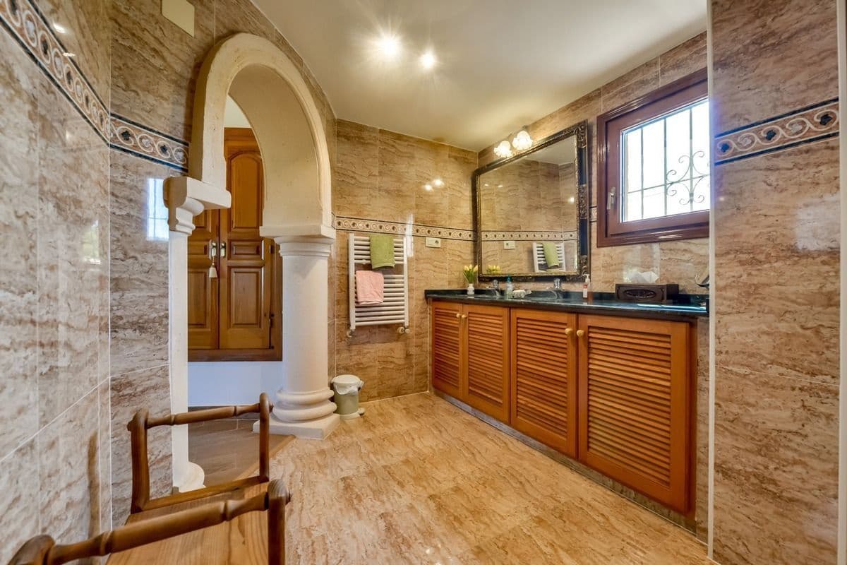 9 camera da letto Villa in vendita in Calpe / Calp con piscina garage - 1.700.000 € (Rif: 9574030)