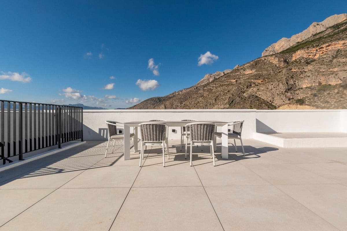 4 sovrum Villa till salu i Altea med pool garage - 995 000 € (Ref: 9574034)