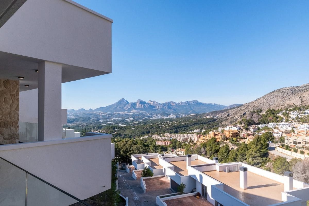 4 sovrum Villa till salu i Altea med pool garage - 995 000 € (Ref: 9574034)