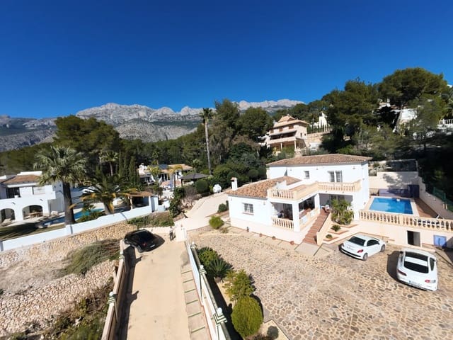 3 soverom Villa til salgs i Altea med svømmebasseng garasje - € 850 000 (Ref: 9629740)