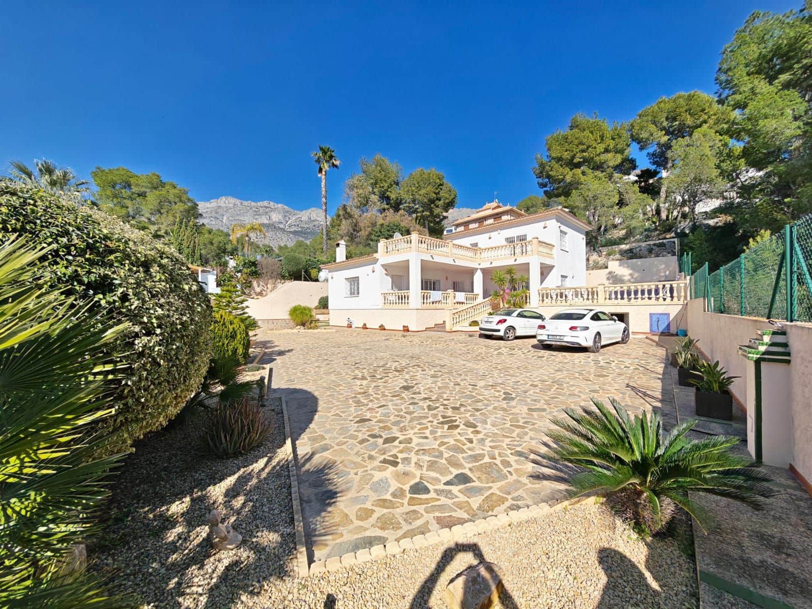 3 soverom Villa til salgs i Altea med svømmebasseng garasje - € 850 000 (Ref: 9629740)