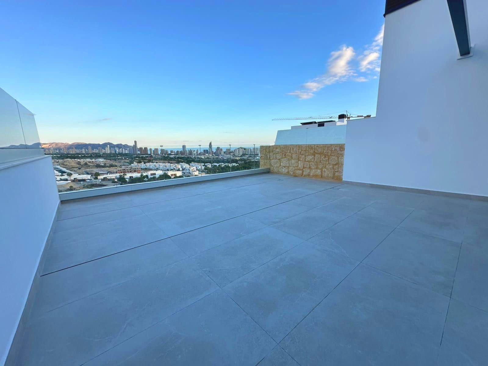 Apartamento de 3 habitaciones en Finestrat en venta con piscina garaje - 570.000 € (Ref: 9634016)