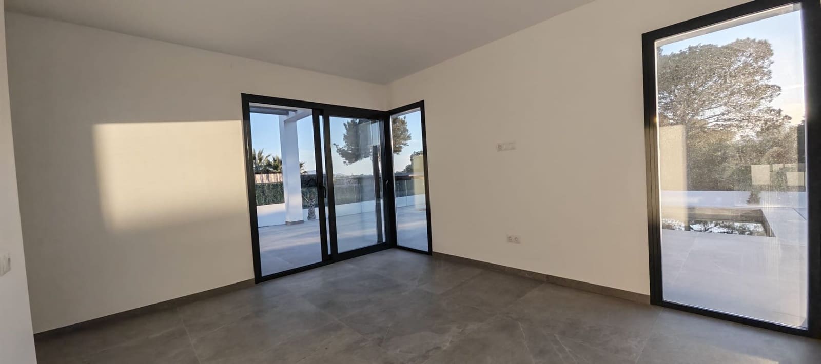 3 soveværelse Villa til salg i La Nucia med swimmingpool garage - € 1.170.000 (Ref: 9634017)