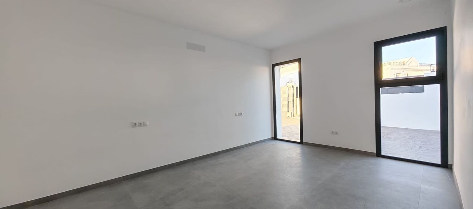 3 soveværelse Villa til salg i La Nucia med swimmingpool garage - € 1.170.000 (Ref: 9634017)