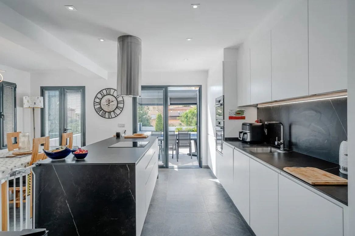 2 soveværelse Villa til salg i Calpe / Calp med swimmingpool garage - € 650.000 (Ref: 9644563)