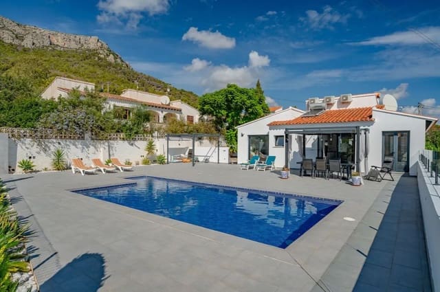 2 sypialnia Willa na sprzedaż w Oltamar - Cucarres, Calpe / Calp z basenem garażem - 650 000 € (Ref: 9644563)