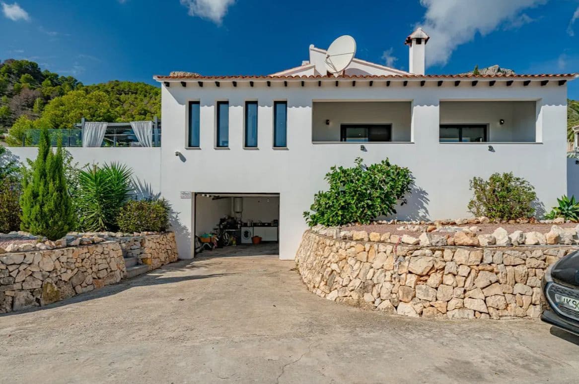 2 soveværelse Villa til salg i Calpe / Calp med swimmingpool garage - € 650.000 (Ref: 9644563)