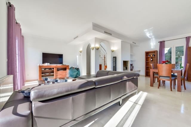 4 sypialnia Willa na sprzedaż w Golf Bahía, Finestrat z basenem garażem - 950 000 € (Ref: 9651702)