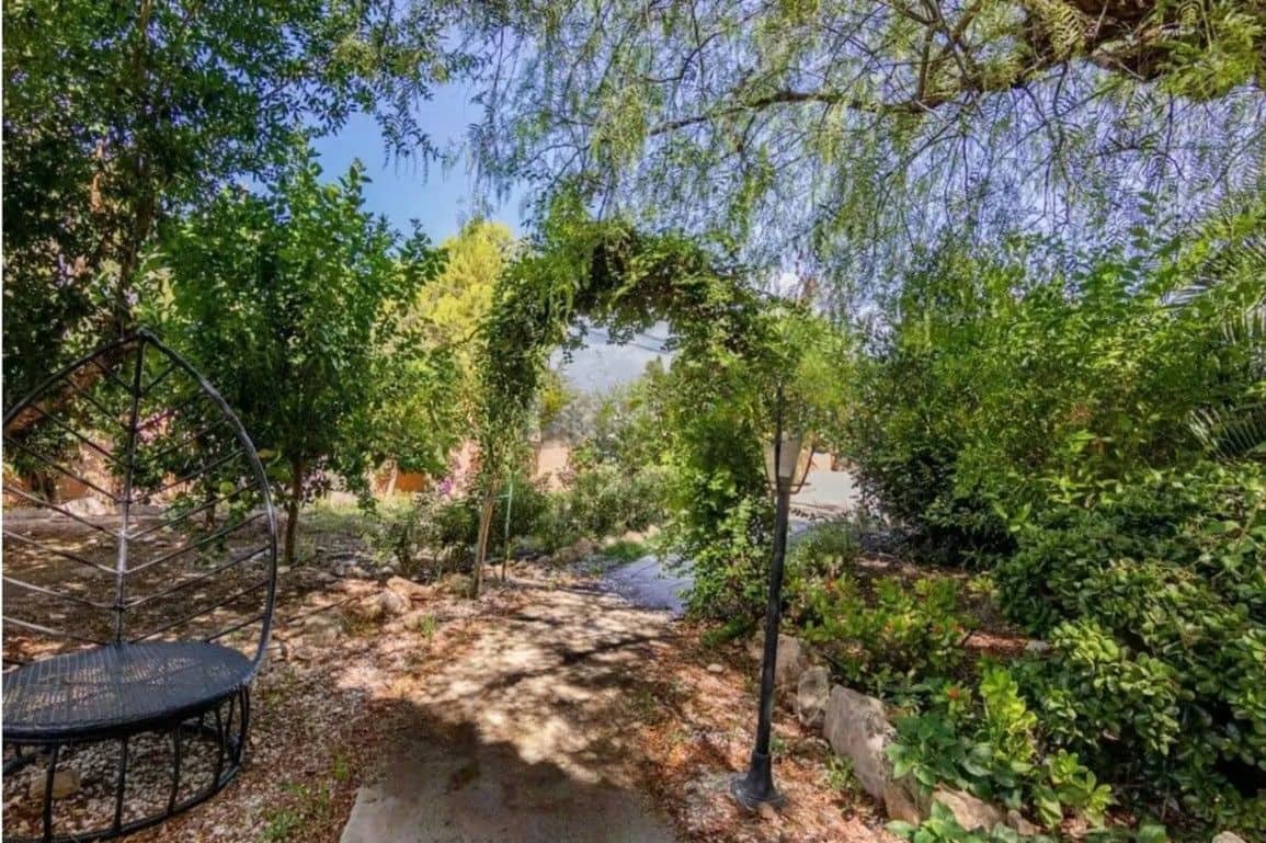 4 bedroom Villa for sale in Alfaz del Pi / L'Alfas del Pi with pool garage - € 620,000 (Ref: 9655735)