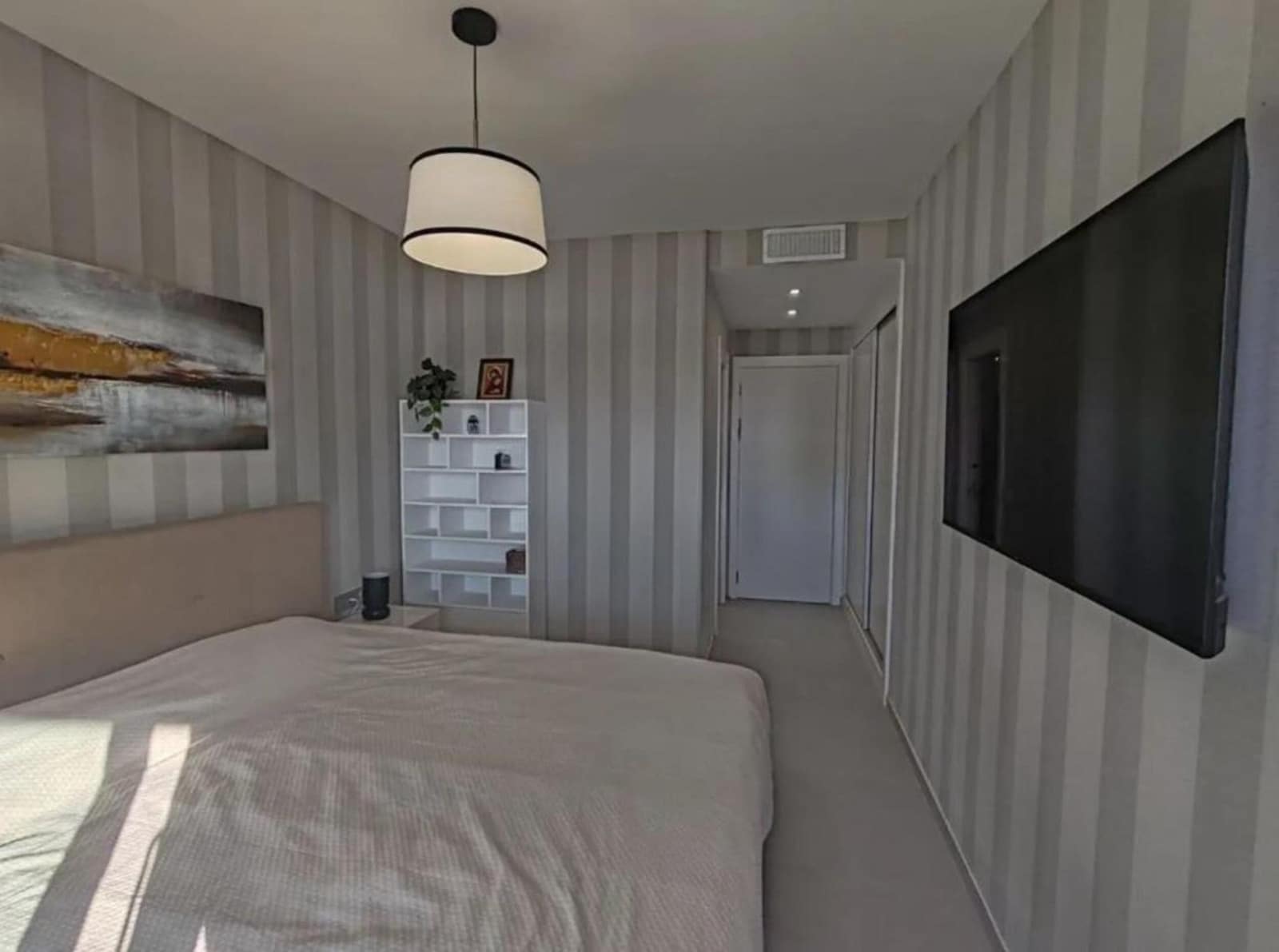 Apartamento de 3 habitaciones en Benidorm en venta con piscina garaje - 595.000 € (Ref: 9745229)