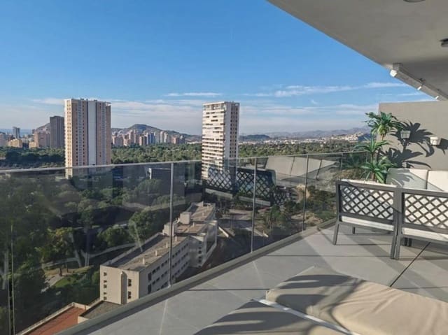 Apartamento de 3 habitaciones en Via Parque, Benidorm en venta con piscina garaje - 595.000 € (Ref: 9745229)