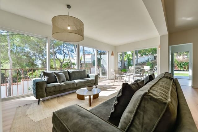 3 sypialnia Willa na sprzedaż w Altea la Vella, Altea z basenem garażem - 649 000 € (Ref: 9751658)