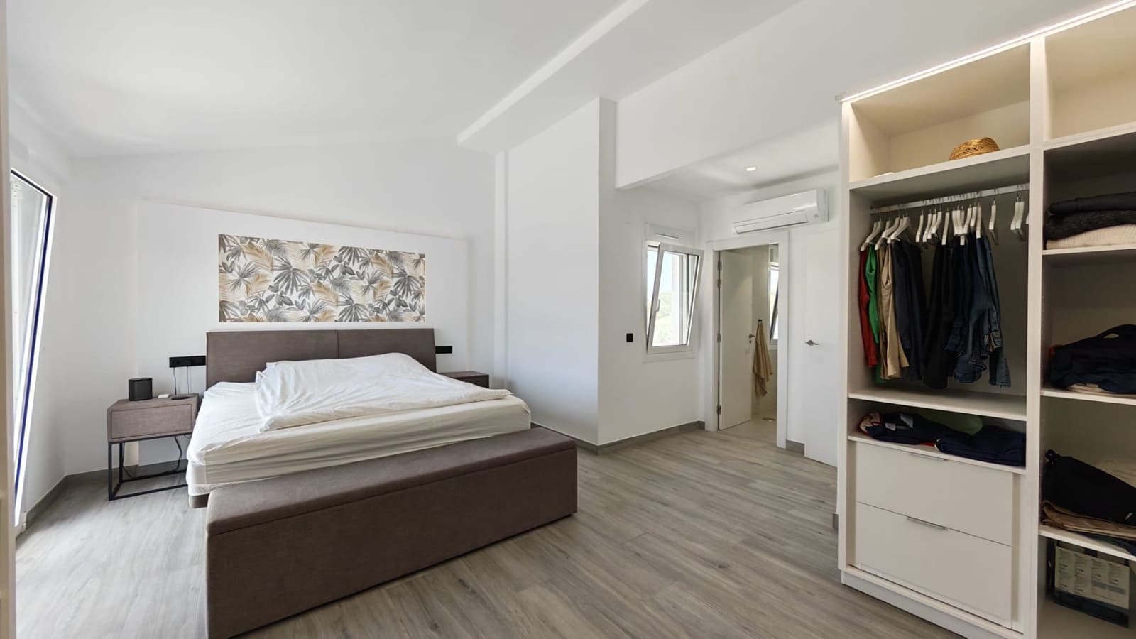 4 soverom Villa til salgs i Alfaz del Pi / L'Alfas del Pi med svømmebasseng garasje - € 1 195 000 (Ref: 9794256)