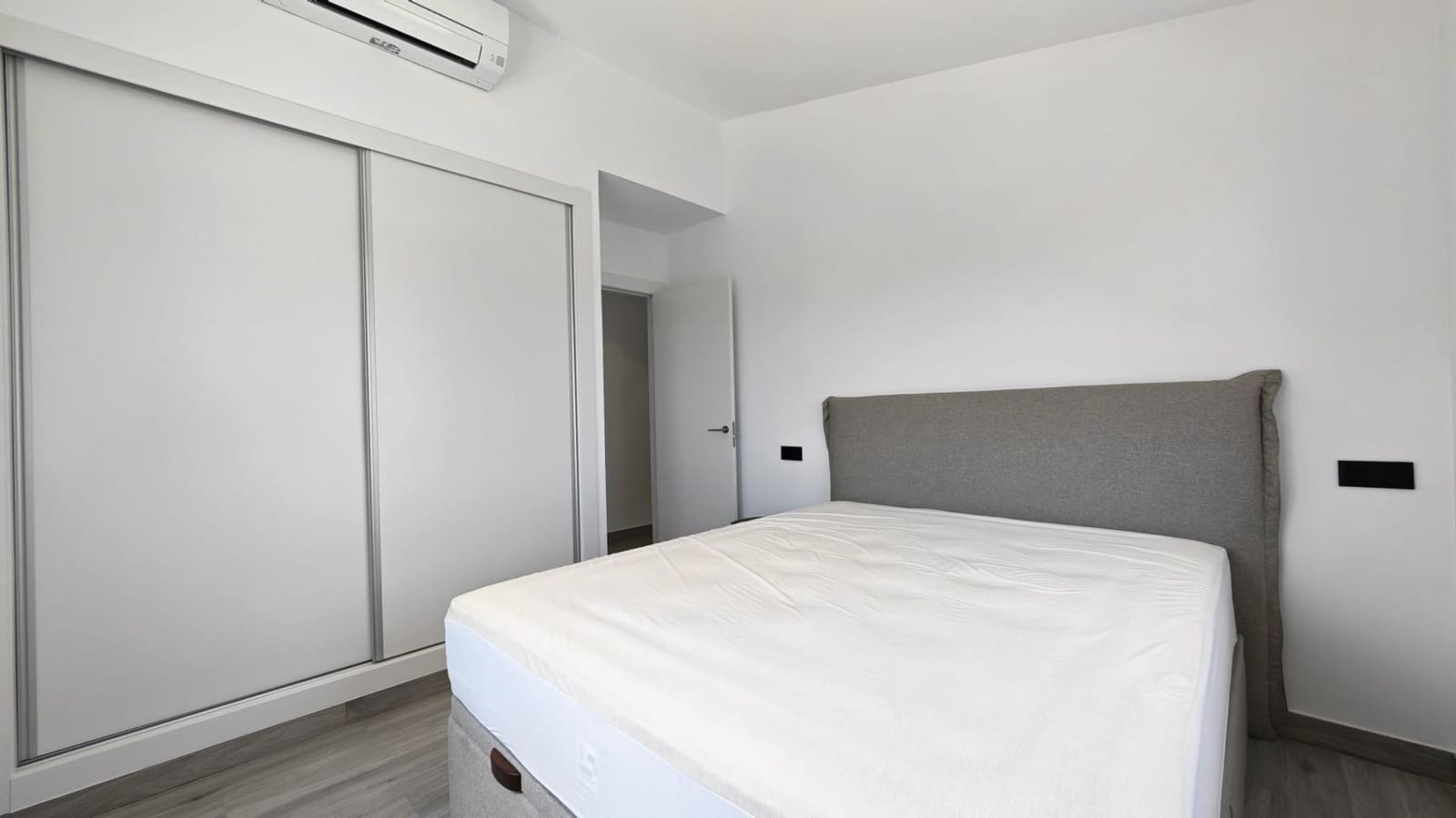 4 soverom Villa til salgs i Alfaz del Pi / L'Alfas del Pi med svømmebasseng garasje - € 1 195 000 (Ref: 9794256)