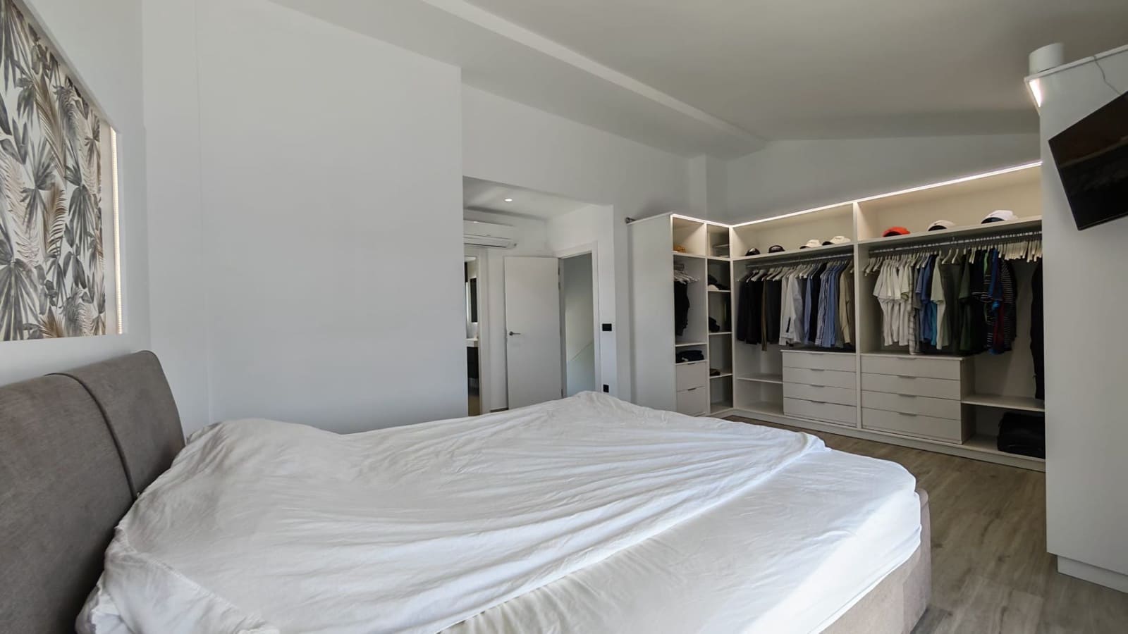 4 soverom Villa til salgs i Alfaz del Pi / L'Alfas del Pi med svømmebasseng garasje - € 1 195 000 (Ref: 9794256)