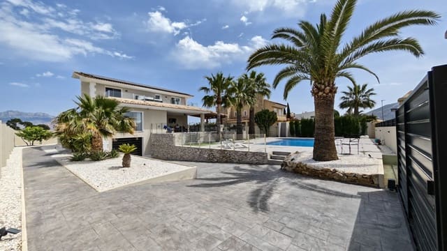 4 soveværelse Villa til salg i Pueblo - Urbanizaciones, Alfaz del Pi / L'Alfàs del Pi med swimmingpool garage - € 1.195.000 (Ref: 9794256)