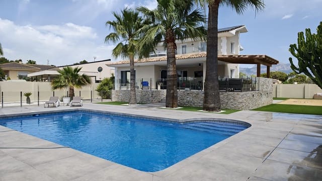 4 soveværelse Villa til salg i Pueblo - Urbanizaciones, Alfaz del Pi / L'Alfàs del Pi med swimmingpool garage - € 1.195.000 (Ref: 9794256)